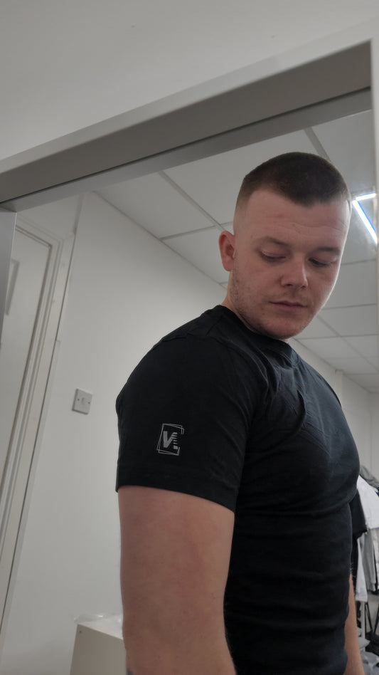 Basic N logo tee - Black