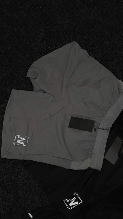 N logo Shorts