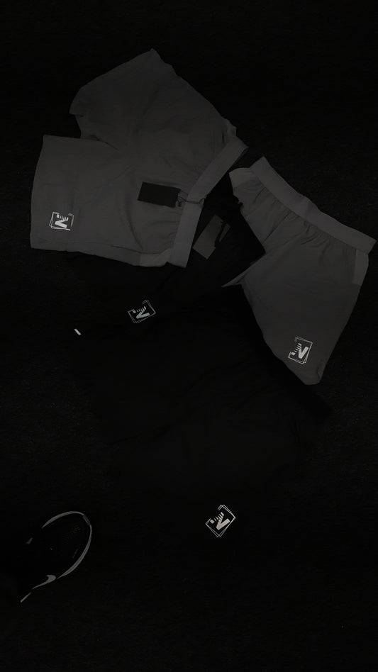 N logo Shorts