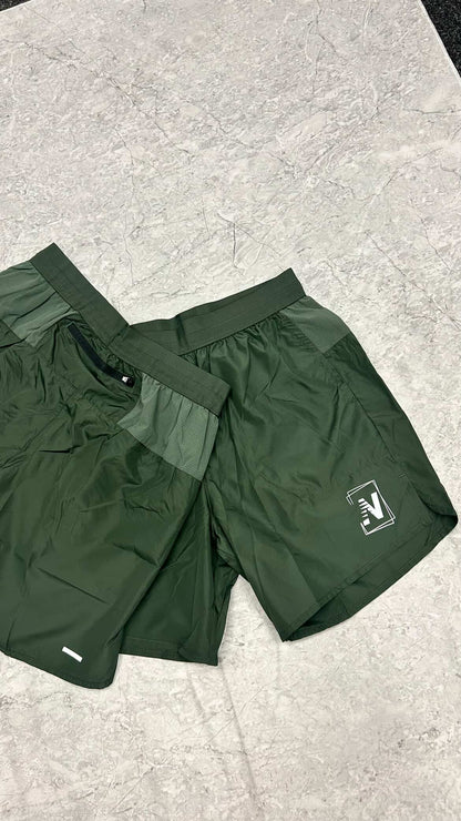 N logo Shorts