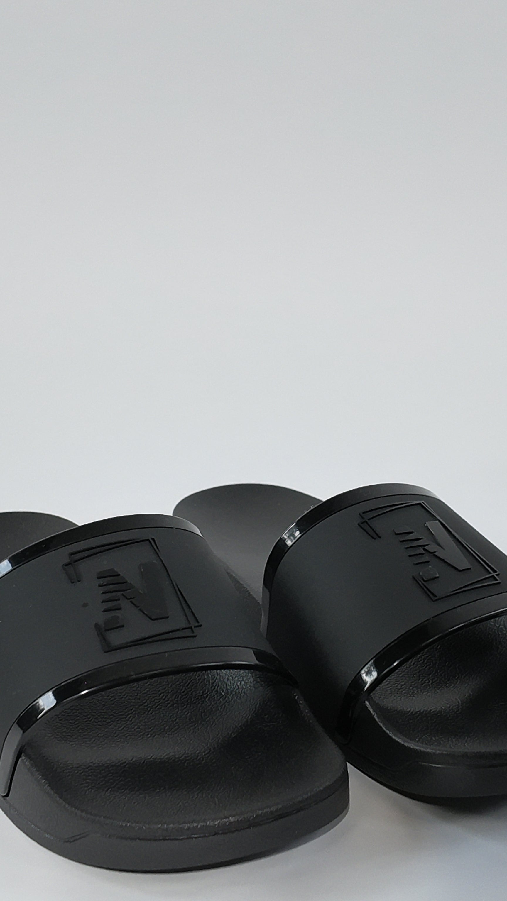 NVSN logo sliders black