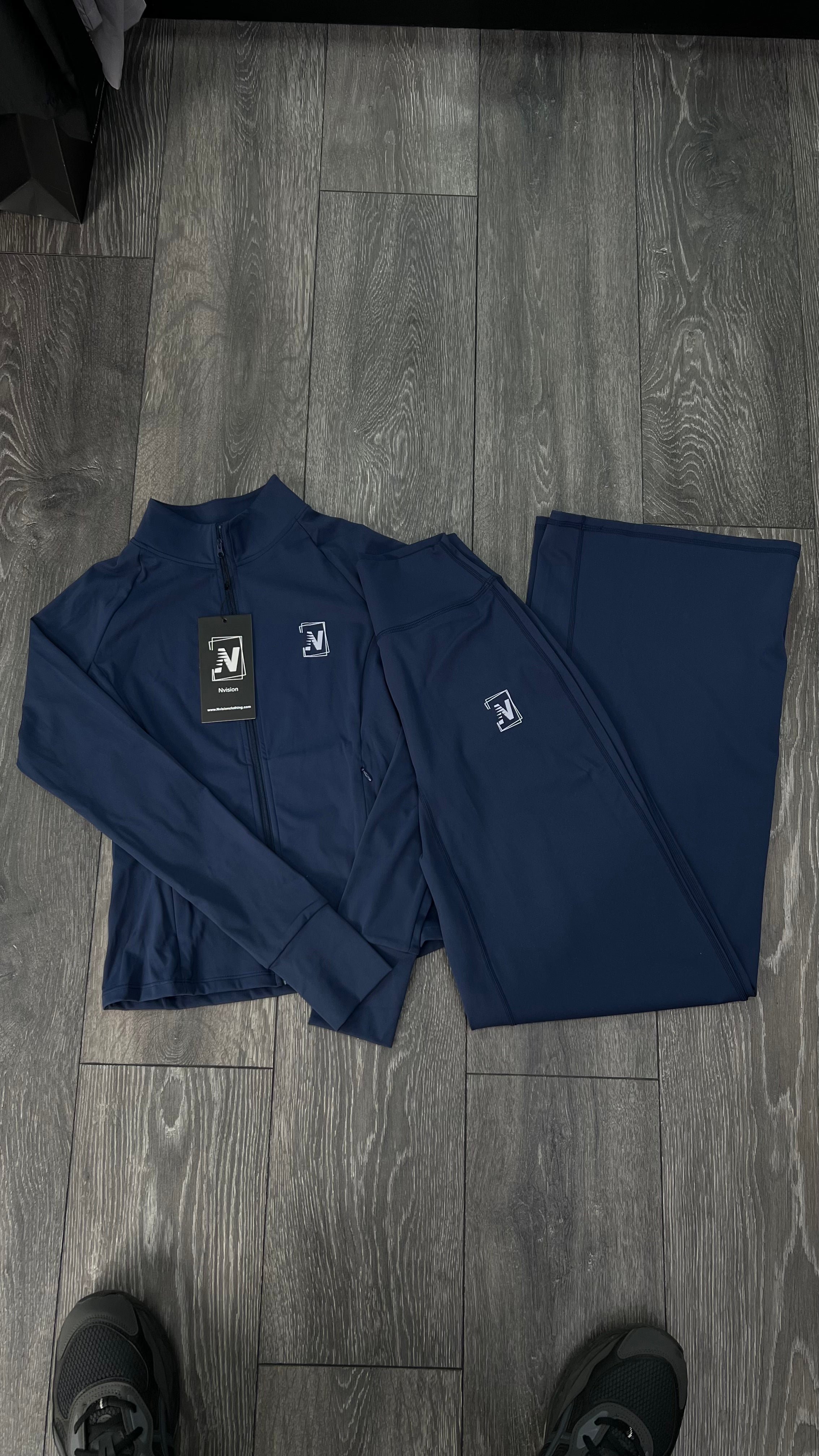Women’s flared gym set