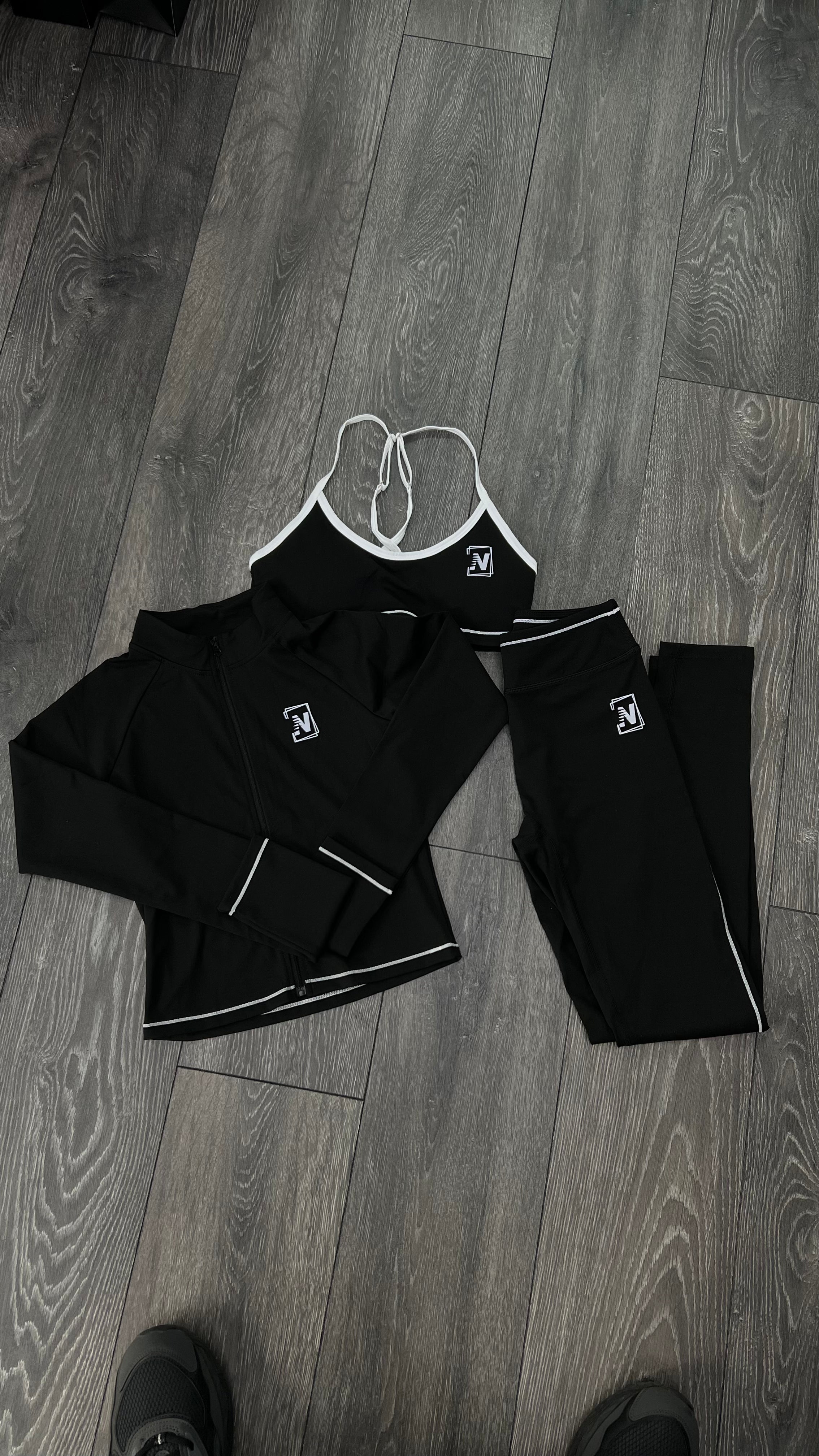 Womens contrast gym set