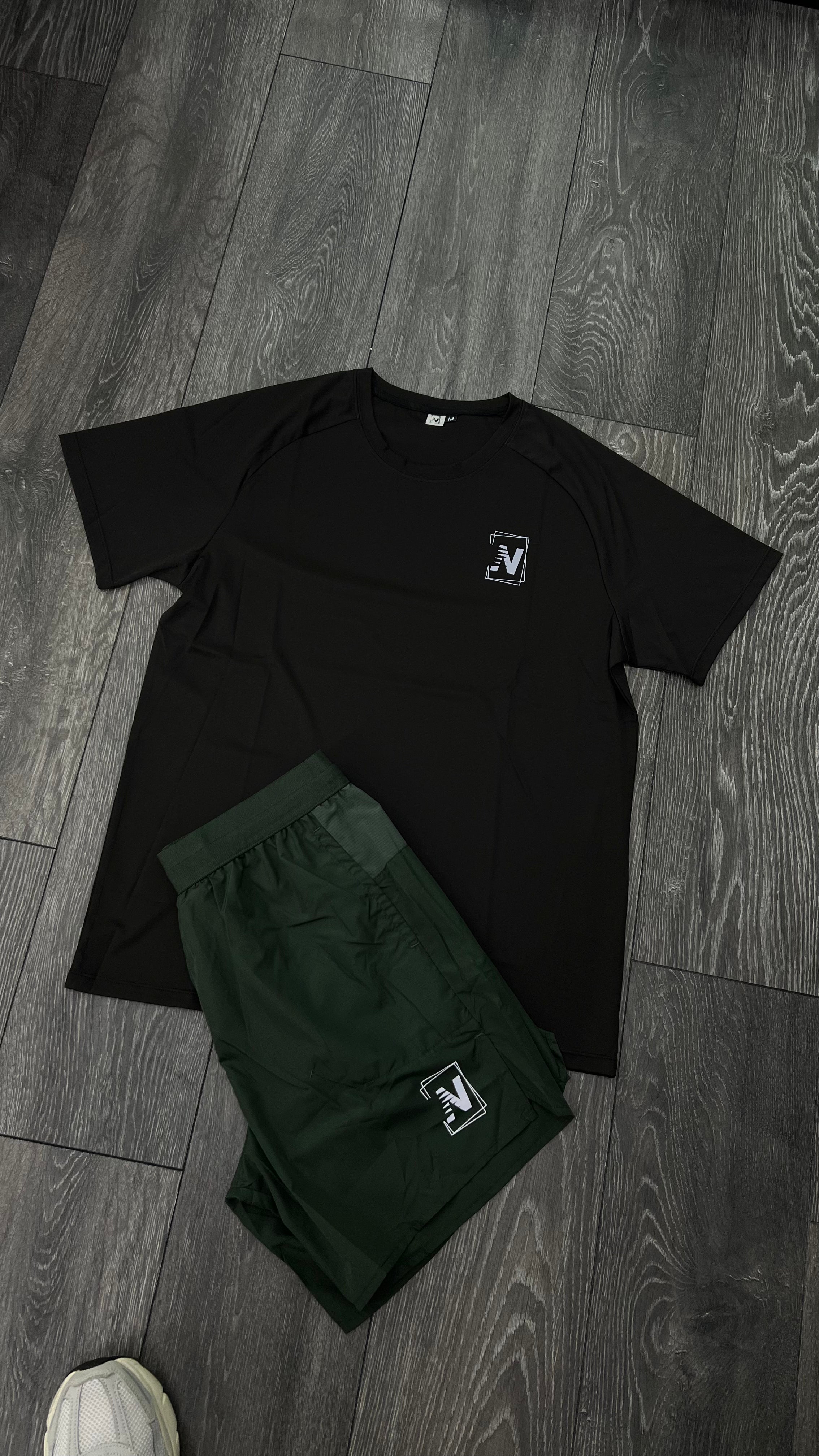 NVSN activewear T shirt - Black